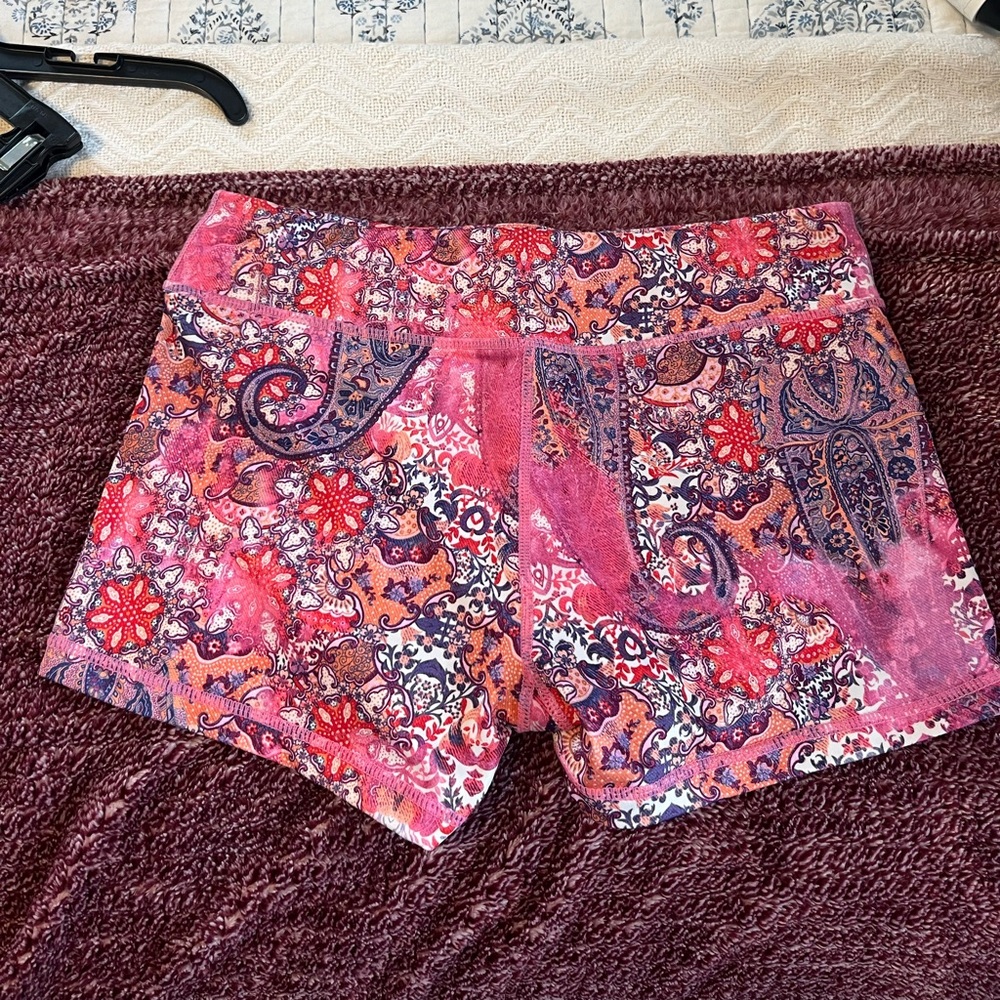 Paisley Print Women's Athletic Shorts